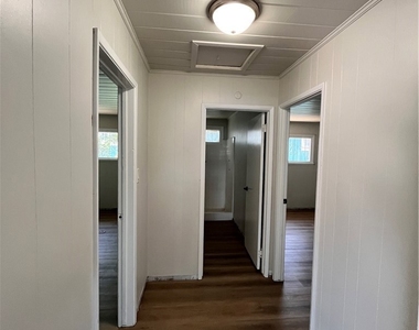 3209 W 110th Street - Photo Thumbnail 6