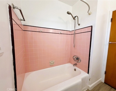 12911 Whitewood Avenue - Photo Thumbnail 10