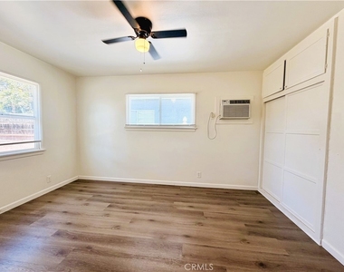 12911 Whitewood Avenue - Photo Thumbnail 11