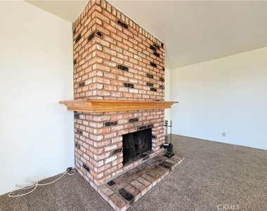 2755 E Hill Street - Photo Thumbnail 14