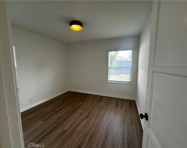 6108 Village Road - Photo Thumbnail 23