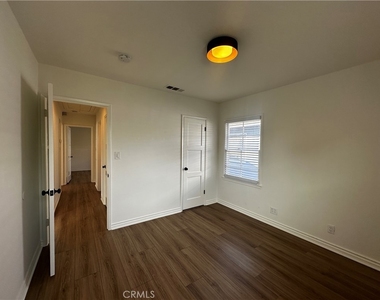 6108 Village Road - Photo Thumbnail 14
