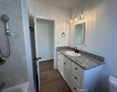 6108 Village Road - Photo Thumbnail 16
