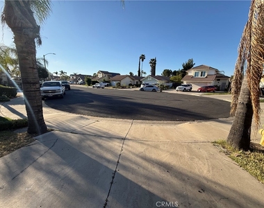 24413 Dyna Pl - Photo Thumbnail 3