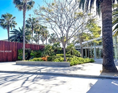 13200 Pacific Promenade - Photo Thumbnail 25