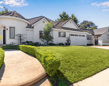 367 S Oak Avenue - Photo Thumbnail 31