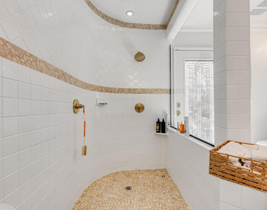 367 S Oak Avenue - Photo Thumbnail 26