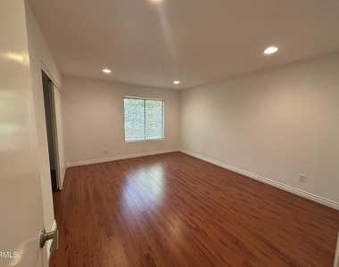 3200 Fairesta Street - Photo Thumbnail 23