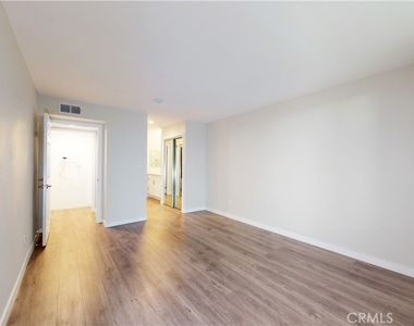 1247 Stoner Avenue - Photo Thumbnail 13