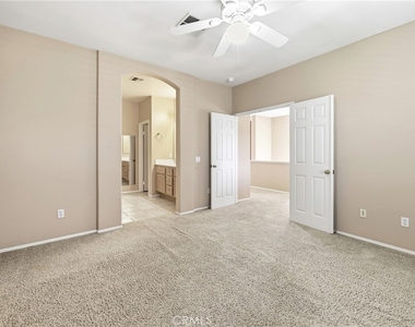12 Atwater - Photo Thumbnail 8