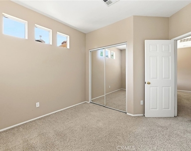 12 Atwater - Photo Thumbnail 15