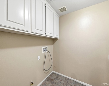 12 Atwater - Photo Thumbnail 17