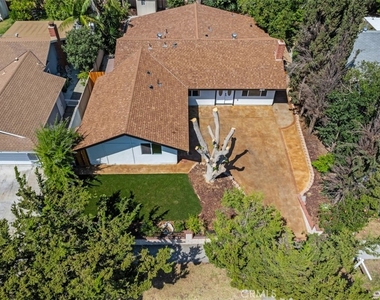 24541 Penfield - Photo Thumbnail 28