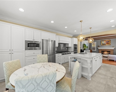 52 Winding Way - Photo Thumbnail 12