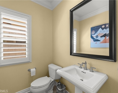 52 Winding Way - Photo Thumbnail 16