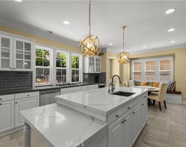 52 Winding Way - Photo Thumbnail 10