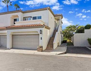 33 Wimbledon Court - Photo Thumbnail 1