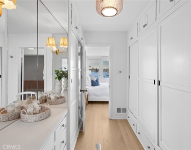 1411 E Bay Avenue - Photo Thumbnail 17