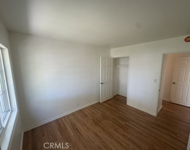 223 Lillian - Photo Thumbnail 17