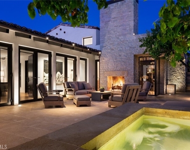 269 Emerald Bay - Photo Thumbnail 12