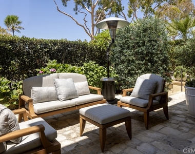 512 Avocado Avenue - Photo Thumbnail 1