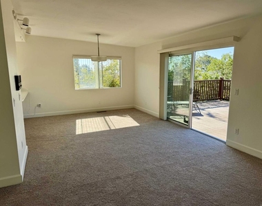 2511 El Amigo Rd - Photo Thumbnail 17