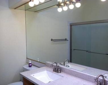 4712 Galicia Way - Photo Thumbnail 15
