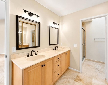 726 Santa Rufina Drive - Photo Thumbnail 20