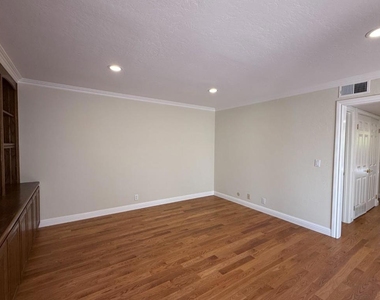 285 Casitas Bulevar - Photo Thumbnail 36