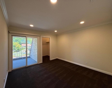 285 Casitas Bulevar - Photo Thumbnail 40