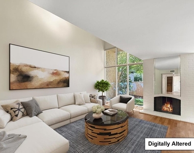 285 Casitas Bulevar - Photo Thumbnail 1