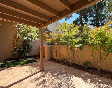 285 Casitas Bulevar - Photo Thumbnail 45