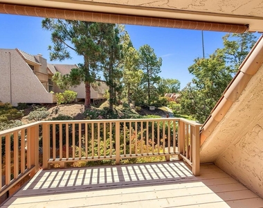285 Casitas Bulevar - Photo Thumbnail 44