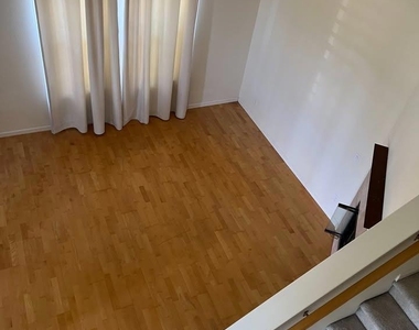 11 Royal Oak Court - Photo Thumbnail 3
