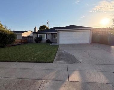 3181 Calzar Drive - Photo Thumbnail 1