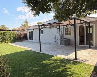 3181 Calzar Drive - Photo Thumbnail 19