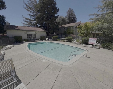 1662 Parkside Drive - Photo Thumbnail 25