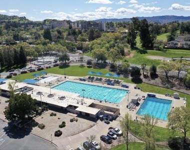 1662 Parkside Drive - Photo Thumbnail 30