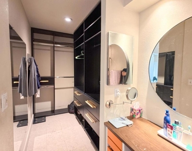 32811 Palmdale Court - Photo Thumbnail 23