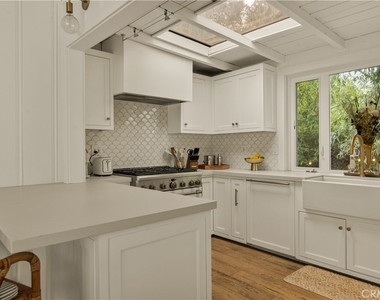 740 Browncroft Drive - Photo Thumbnail 17