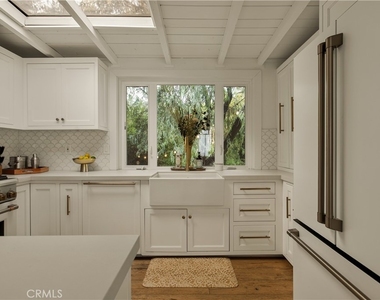 740 Browncroft Drive - Photo Thumbnail 13