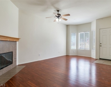 1555 Orange Avenue - Photo Thumbnail 3