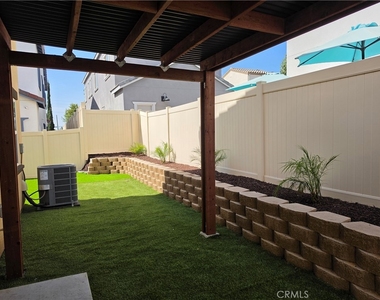 31975 Monet Place - Photo Thumbnail 23