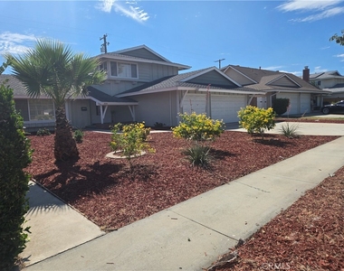 335 Abogado Avenue - Photo Thumbnail 2