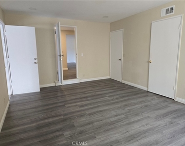 335 Abogado Avenue - Photo Thumbnail 5