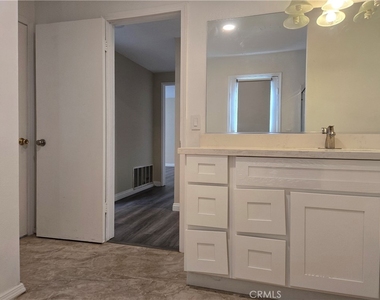 335 Abogado Avenue - Photo Thumbnail 12