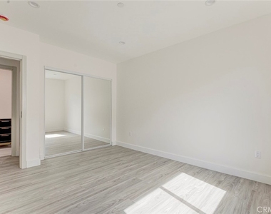 7856 Kyle St - Photo Thumbnail 13
