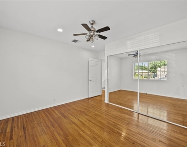 8440 Oakdale Avenue - Photo Thumbnail 19