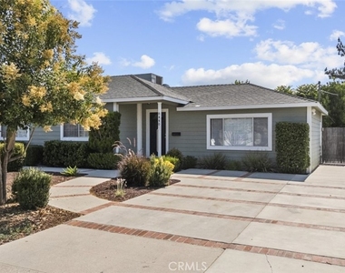 8440 Oakdale Avenue - Photo Thumbnail 1