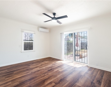 8930 S Hobart Blvd - Photo Thumbnail 17